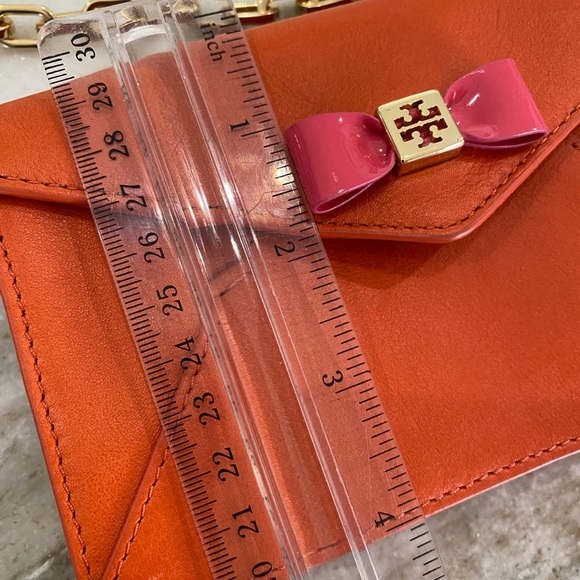 Tory Burch Handbags - Flawless shoulder, crossbody, clutch. Magnetic closure, 3 credit cards slots